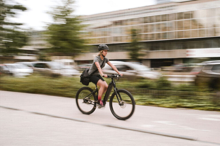 Cuántos pasajeros pueden ir en una bicicleta eléctrica: Descubrelo